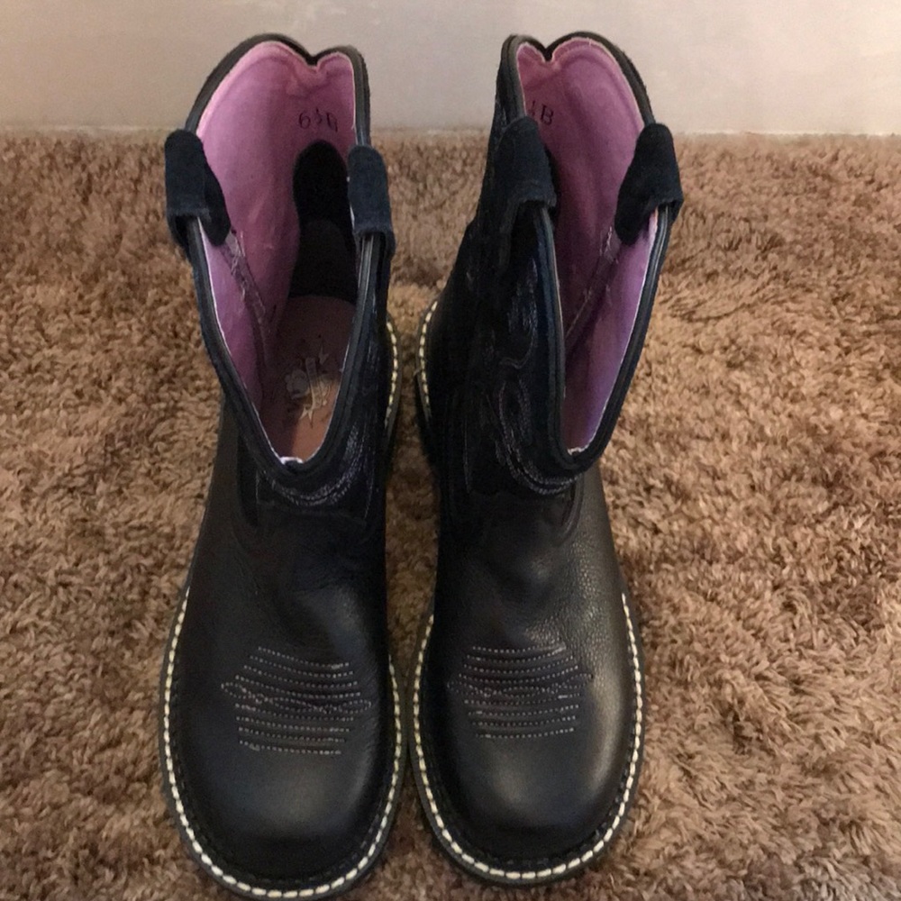 Ariat Fat baby II - brand new.